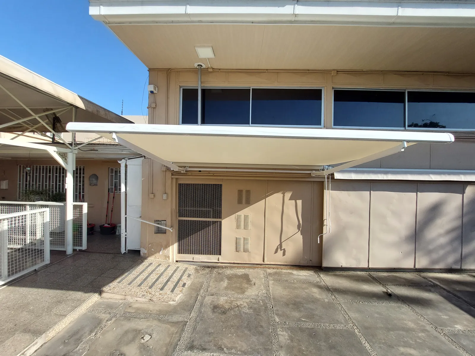 Toldo Proyectante — proyecto Terrallet