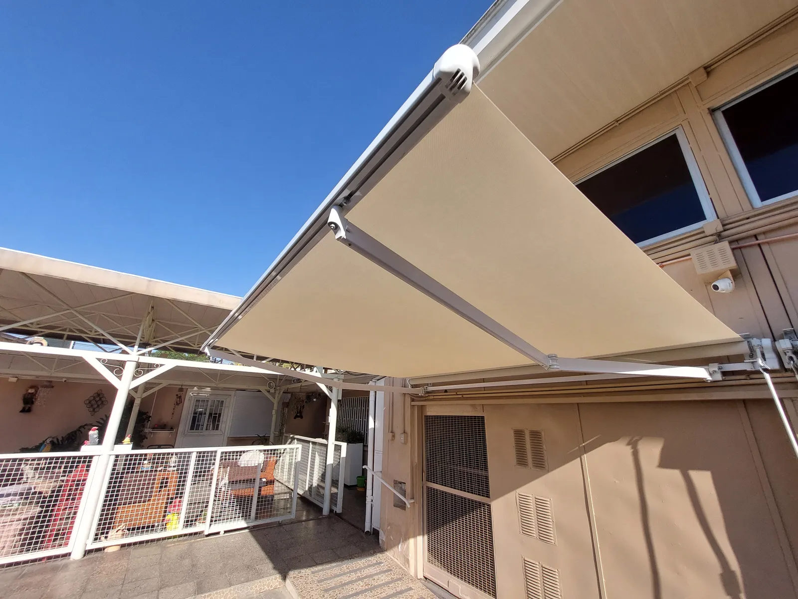 Toldo Proyectante — proyecto Terrallet